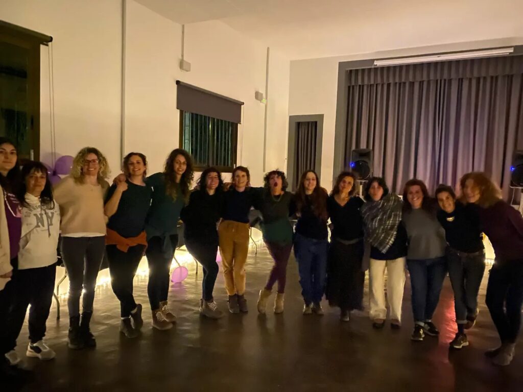 Participants del taller musical del Dia de la dona treballadora 
